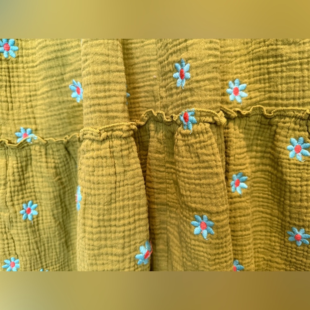 Amazon Floral Embroidered Balloon Sleeve Maxi Dress in Green - M - Picture 2 of 12